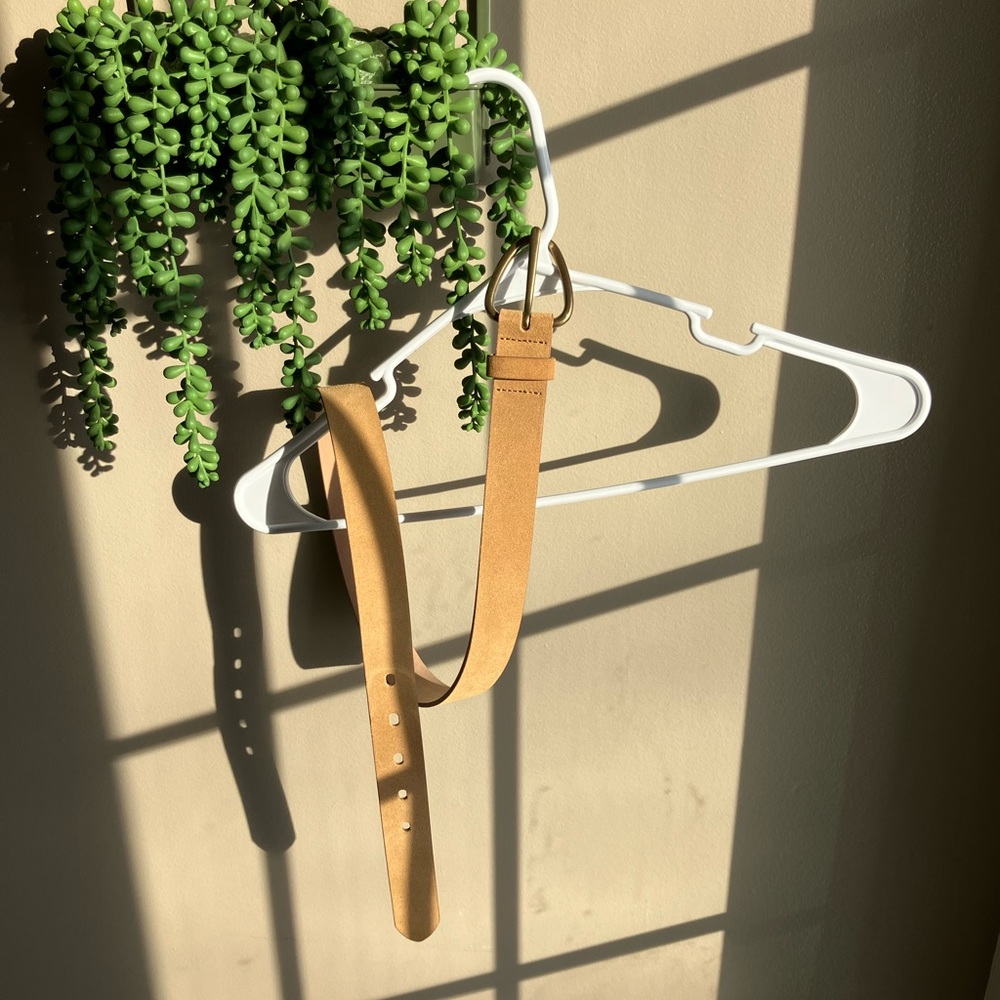 Banana republic suede belt